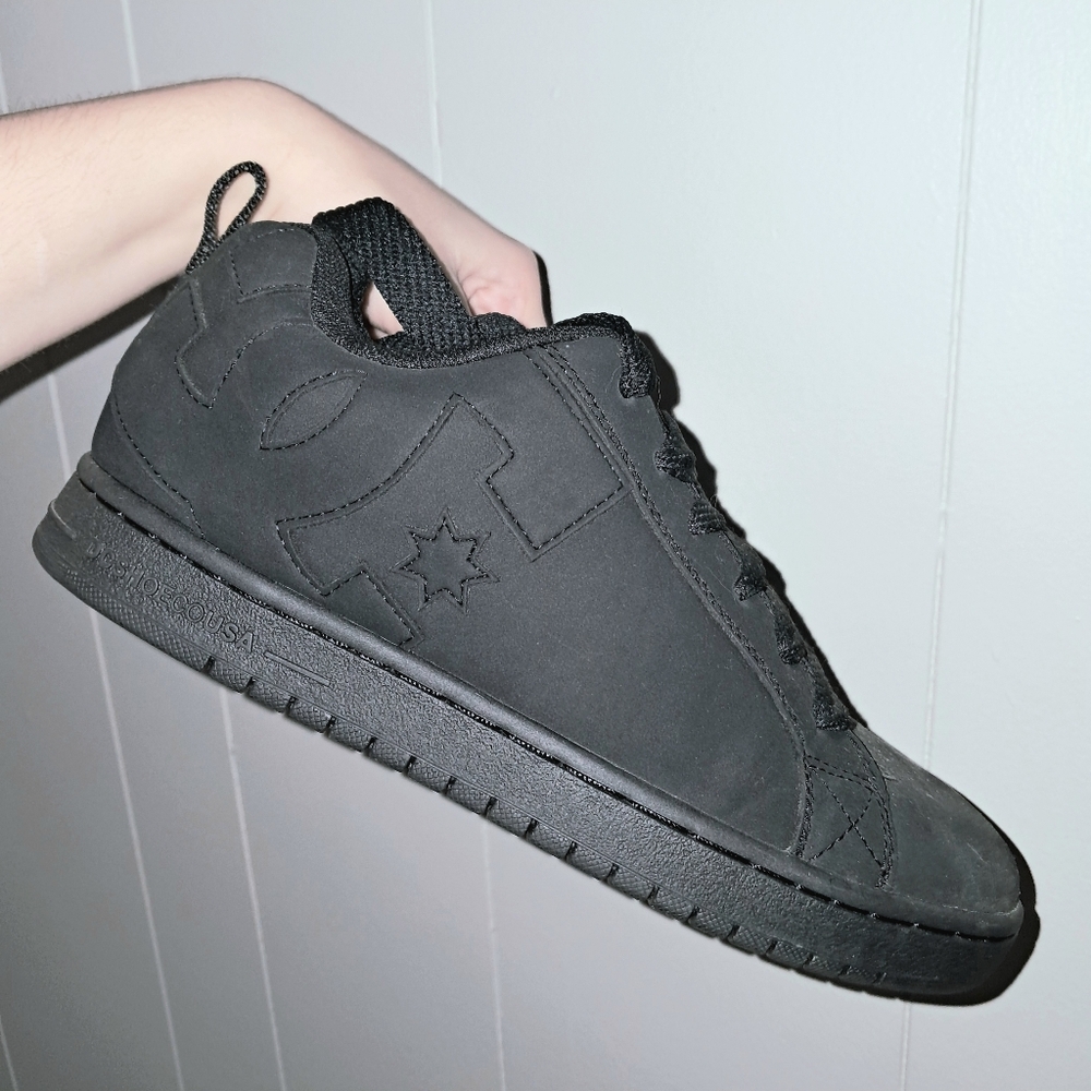 Men's DC Court Graffik Skate Shoes - Black/Black/Black - Size 8.5 - Picture 3 of 3